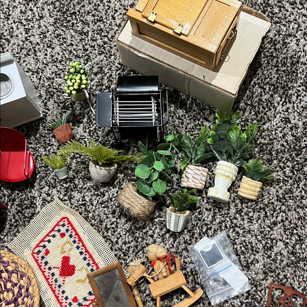 1:12 scale dollhouse furniture - Picture 6 of 9